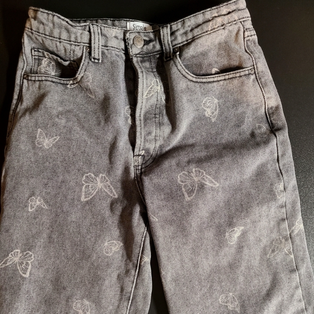 Acid washed butterfly straight leg jeans